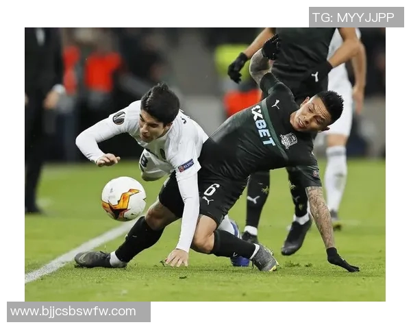 拉科鲁尼亚主场迎战巴伦西亚双方争夺西甲宝贵积分之战