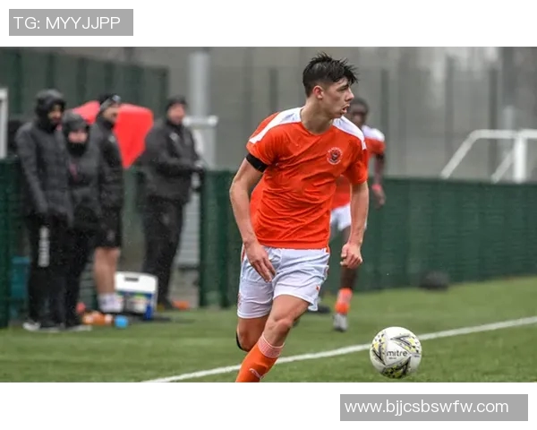 英甲焦点战役布莱克迎战布拉德争夺关键积分